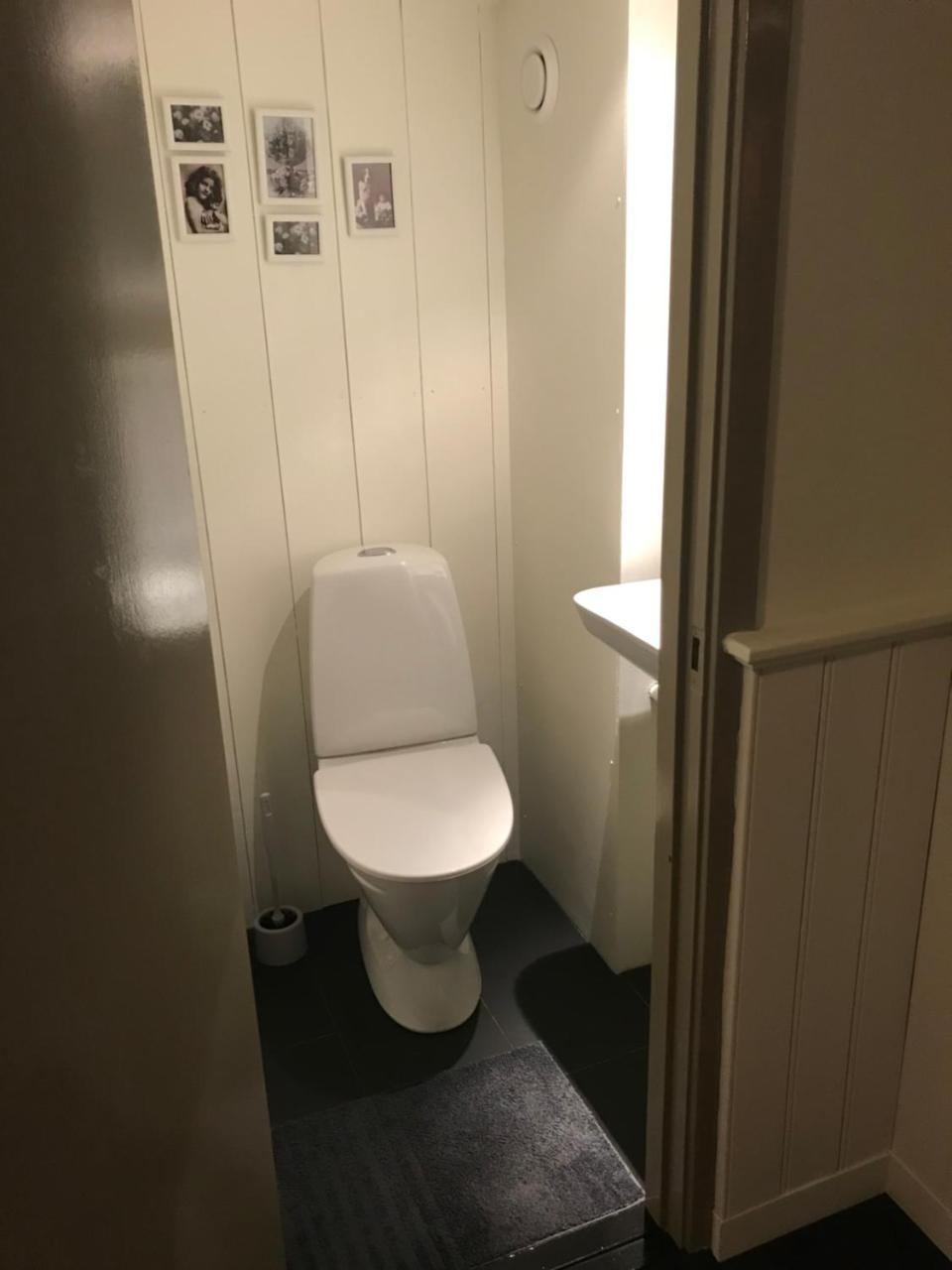 Room With Pentry, Separate Entrance, No Cardpayment Gränna Exterior foto