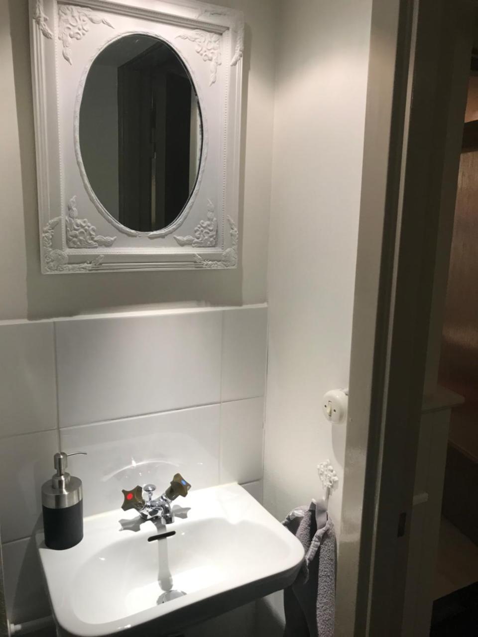 Room With Pentry, Separate Entrance, No Cardpayment Gränna Exterior foto